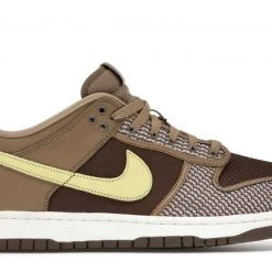 Nike Dunk Low SP X Undefeated Inside Out Sneakers/Shoes DH3061-200